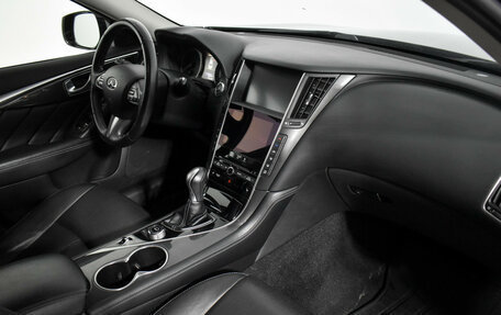 Infiniti Q50 I рестайлинг, 2016 год, 1 699 000 рублей, 15 фотография