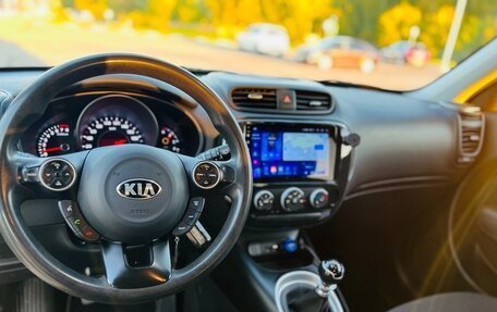 KIA Soul II рестайлинг, 2019 год, 1 700 000 рублей, 20 фотография