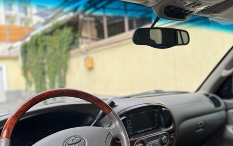 Toyota Sequoia II рестайлинг, 2006 год, 1 670 000 рублей, 8 фотография