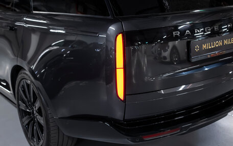 Land Rover Range Rover IV рестайлинг, 2023 год, 18 700 000 рублей, 9 фотография