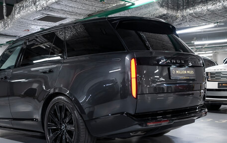 Land Rover Range Rover IV рестайлинг, 2023 год, 18 700 000 рублей, 10 фотография
