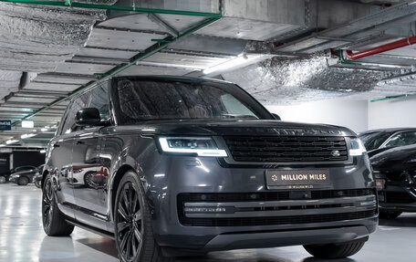 Land Rover Range Rover IV рестайлинг, 2023 год, 18 700 000 рублей, 4 фотография