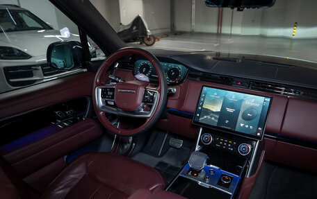 Land Rover Range Rover IV рестайлинг, 2023 год, 18 700 000 рублей, 27 фотография