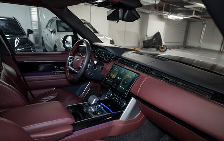Land Rover Range Rover IV рестайлинг, 2023 год, 18 700 000 рублей, 23 фотография