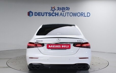 Mercedes-Benz E-Класс AMG, 2022 год, 6 312 123 рублей, 4 фотография
