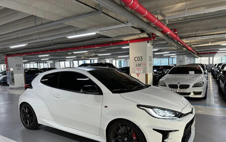 Toyota Yaris, 2022 год, 5 000 000 рублей, 6 фотография