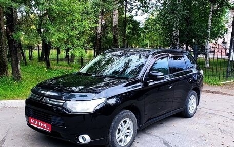 Mitsubishi Outlander III рестайлинг 3, 2012 год, 1 750 000 рублей, 1 фотография