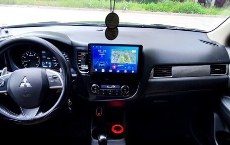 Mitsubishi Outlander III рестайлинг 3, 2012 год, 1 750 000 рублей, 16 фотография
