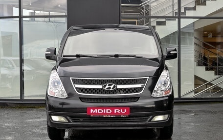 Hyundai Grand Starex Grand Starex I рестайлинг 2, 2011 год, 1 320 000 рублей, 2 фотография