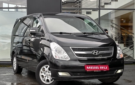 Hyundai Grand Starex Grand Starex I рестайлинг 2, 2011 год, 1 320 000 рублей, 3 фотография