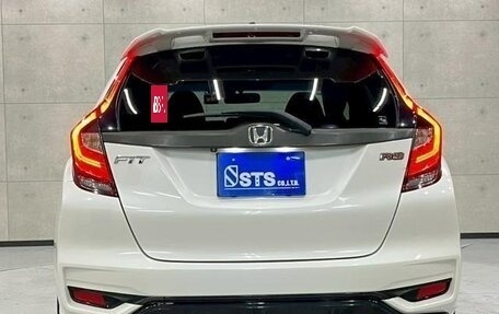 Honda Fit III, 2017 год, 1 148 000 рублей, 9 фотография
