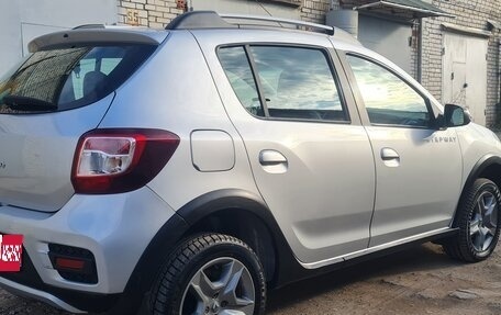 Renault Sandero II рестайлинг, 2015 год, 785 000 рублей, 8 фотография