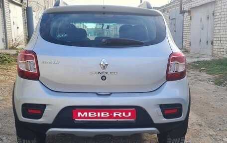 Renault Sandero II рестайлинг, 2015 год, 785 000 рублей, 10 фотография