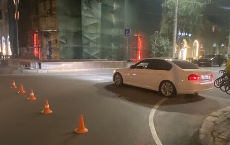 BMW 3 серия, 2010 год, 1 350 000 рублей, 10 фотография