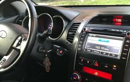 KIA Sorento II рестайлинг, 2012 год, 1 200 000 рублей, 3 фотография