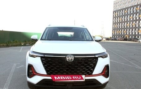 Changan CS35 Plus, 2024 год, 2 300 000 рублей, 3 фотография
