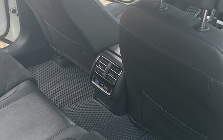 Volkswagen Passat B8 рестайлинг, 2016 год, 1 620 000 рублей, 15 фотография