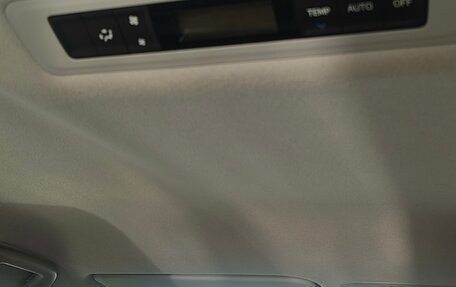 Toyota Noah III, 2014 год, 2 000 000 рублей, 17 фотография