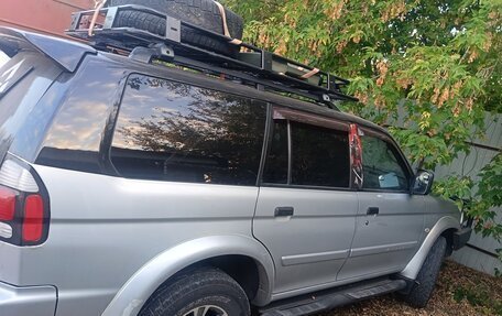 Mitsubishi Pajero Sport II рестайлинг, 2006 год, 1 300 000 рублей, 2 фотография