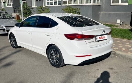 Hyundai Elantra VI рестайлинг, 2018 год, 1 415 000 рублей, 8 фотография