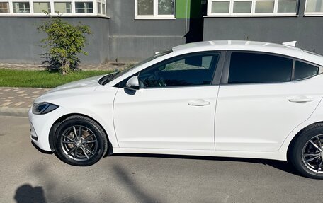 Hyundai Elantra VI рестайлинг, 2018 год, 1 415 000 рублей, 9 фотография