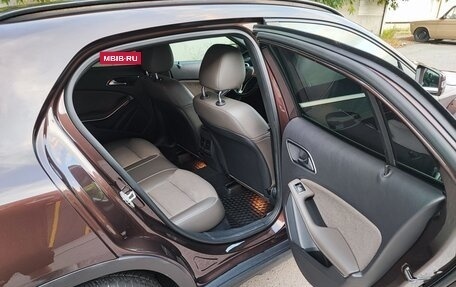 Mercedes-Benz GLA, 2014 год, 1 500 000 рублей, 10 фотография