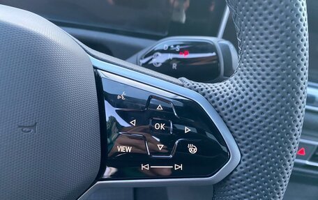 Volkswagen Tiguan, 2024 год, 4 550 000 рублей, 19 фотография