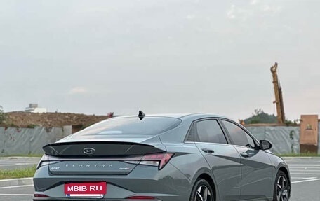 Hyundai Elantra, 2021 год, 1 300 000 рублей, 4 фотография