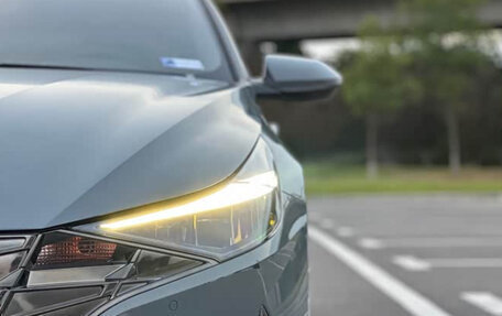 Hyundai Elantra, 2021 год, 1 300 000 рублей, 15 фотография