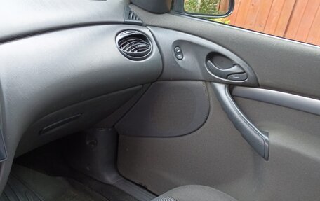 Ford Focus IV, 2002 год, 290 000 рублей, 10 фотография