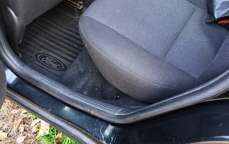 Ford Focus IV, 2002 год, 290 000 рублей, 19 фотография