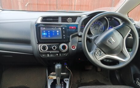 Honda Fit III, 2014 год, 870 000 рублей, 7 фотография