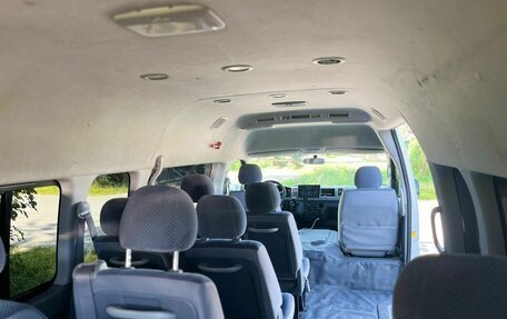 Toyota HiAce H200, 2007 год, 1 990 000 рублей, 14 фотография