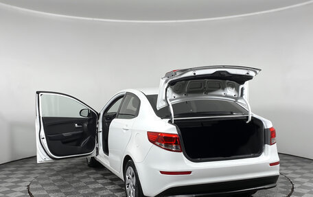 KIA Rio III рестайлинг, 2016 год, 819 000 рублей, 10 фотография