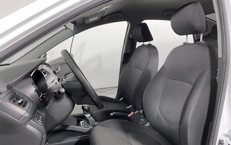 KIA Rio III рестайлинг, 2016 год, 819 000 рублей, 11 фотография