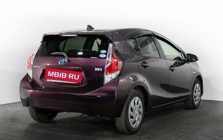 Toyota Aqua I, 2017 год, 1 050 000 рублей, 3 фотография