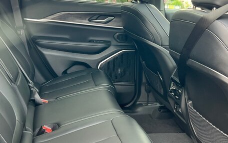 Jeep Grand Cherokee, 2024 год, 7 300 000 рублей, 24 фотография