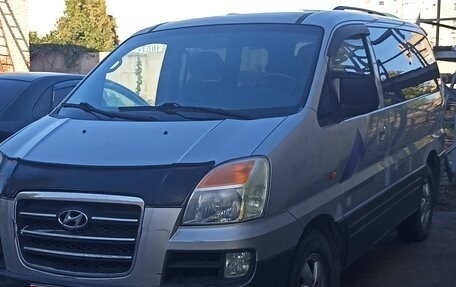 Hyundai Starex I рестайлинг, 2006 год, 620 000 рублей, 4 фотография