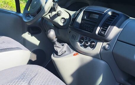 Renault Trafic, 2008 год, 1 300 000 рублей, 4 фотография