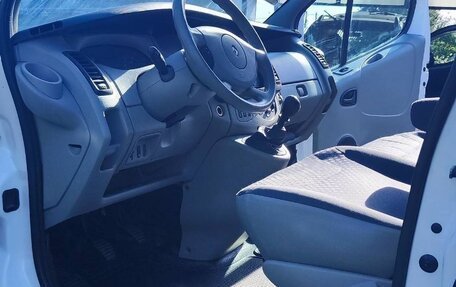 Renault Trafic, 2008 год, 1 300 000 рублей, 13 фотография