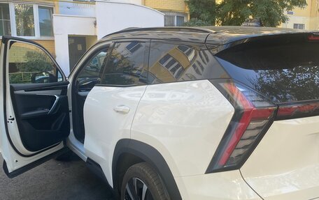 Geely Atlas, 2024 год, 3 300 000 рублей, 4 фотография