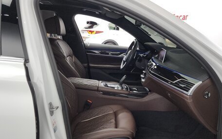 BMW 7 серия, 2022 год, 6 943 000 рублей, 19 фотография