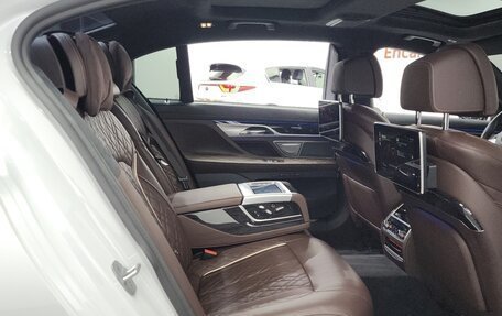 BMW 7 серия, 2022 год, 6 943 000 рублей, 20 фотография