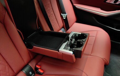 BMW 3 серия, 2024 год, 4 950 000 рублей, 23 фотография