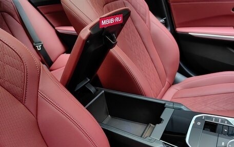 BMW 3 серия, 2024 год, 4 950 000 рублей, 36 фотография