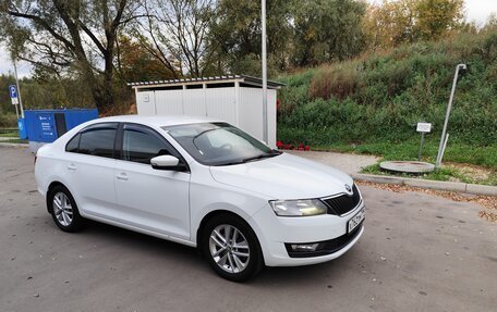 Skoda Rapid I, 2018 год, 1 400 000 рублей, 5 фотография