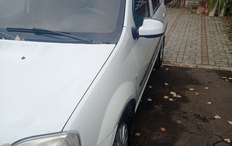 Renault Logan I, 2013 год, 400 000 рублей, 2 фотография