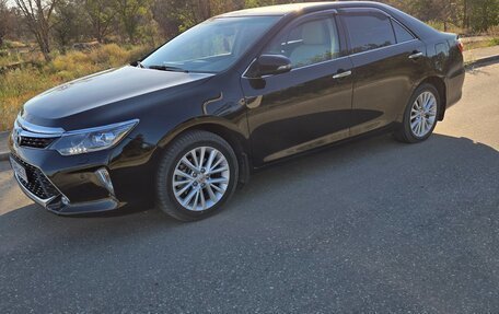 Toyota Camry, 2015 год, 2 100 000 рублей, 2 фотография