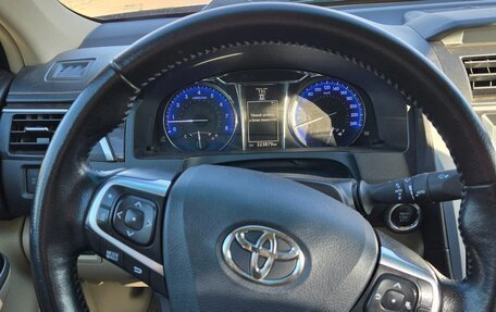 Toyota Camry, 2015 год, 2 100 000 рублей, 7 фотография