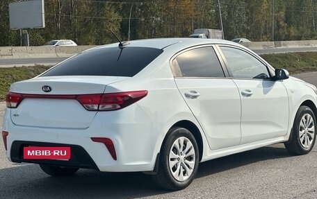 KIA Rio IV, 2018 год, 1 050 000 рублей, 2 фотография